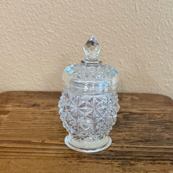 Avon Crystal Facets Cut Glass Roses Roses Cologne Gelee Empty Jar with Lid EUC - Picture 2 of 7